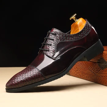 Prekės ženklo vyriški odiniai batai Suvarstomi smailūs pirštai Brogues Oksfordo vyriškos suknelės batai Vestuvių biuras Oficialūs batai Vyrai - Nuotrauka 2  