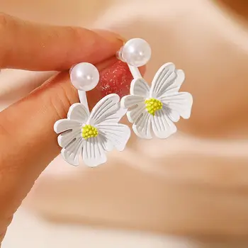 Metalinė baltų gėlių imitacija Perlų lašo auskarai moterims Pareiškimas Bricnos mados vakarėlis Vestuvių papuošalai didmeninė prekyba Merginos dovana - Nuotrauka 1  