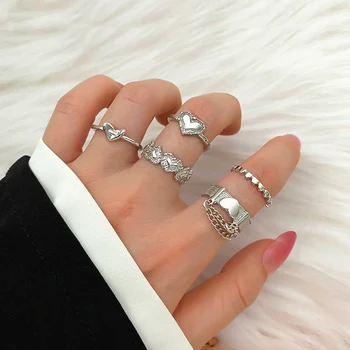 Fashion Heart Rings Set Love Chain Kpop Punk Rings for Couples Lovers Men Women Girls Party Gift for Girlfriend Wedding Rings - Nuotrauka 1  