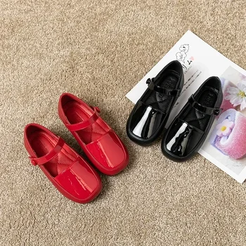 2023 Pavasaris Nauji vaikiški minkšti pado vienviečiai batai Mergaičių kvadratinė galva Juoda oda Maži raudoni batai Vaikiški batai - Nuotrauka 1  
